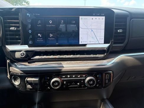 Used 2025 Chevrolet Silverado 2500 LTZ w/ LTZ Plus Package AWD/4WD image 21