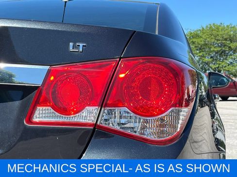 Used 2016 Chevrolet Cruze LT w/ Sun And Sound Package FWD image 12