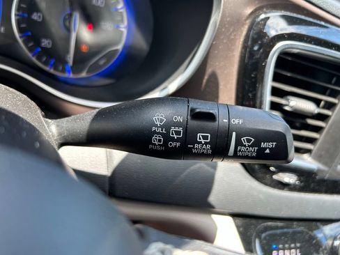 Used 2023 Chrysler Voyager LX FWD image 22