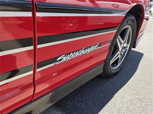 Used 2004 Chevrolet Monte Carlo SS w/ Dale Earnhardt Jr. Package FWD image 11