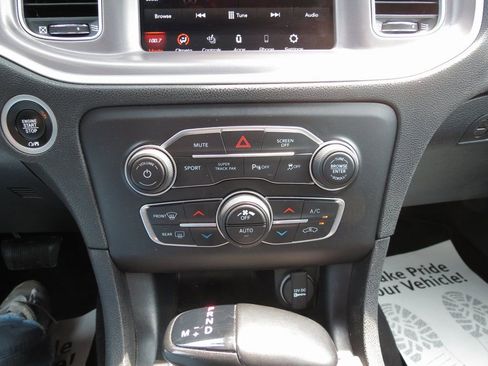 Used 2022 Dodge Charger GT w/ Driver Convenience Group image 21