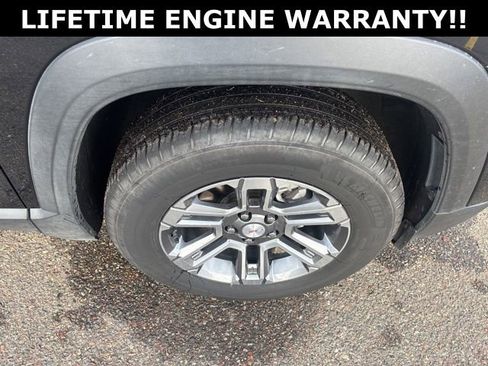 Used 2025 GMC Terrain Elevation image 23