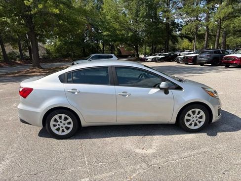 Used 2017 Kia Rio LX FWD image 6