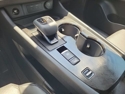 Used 2026 Nissan Rogue Dark Armor FWD image 31