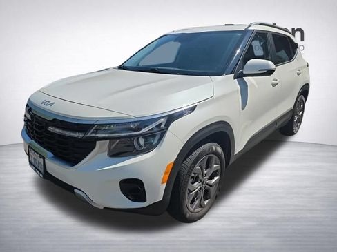 Used 2024 Kia Seltos S AWD/4WD image 1