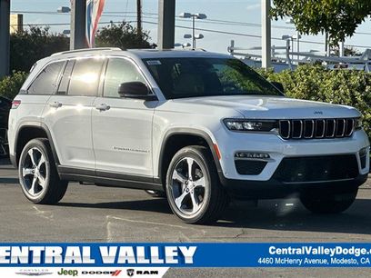 New 2025 Jeep Grand Cherokee Limited w/ Luxury Tech Group II