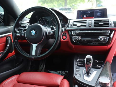 Used 2019 BMW 430i Coupe w/ M Sport Package RWD image 19