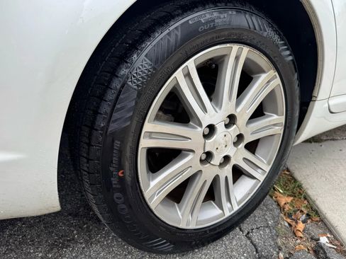 Used 2010 Toyota Avalon XL image 23