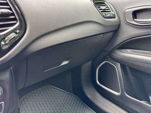 Used 2019 Jeep Compass Latitude AWD/4WD image 26