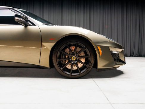 Used 2020 Lotus Evora image 25