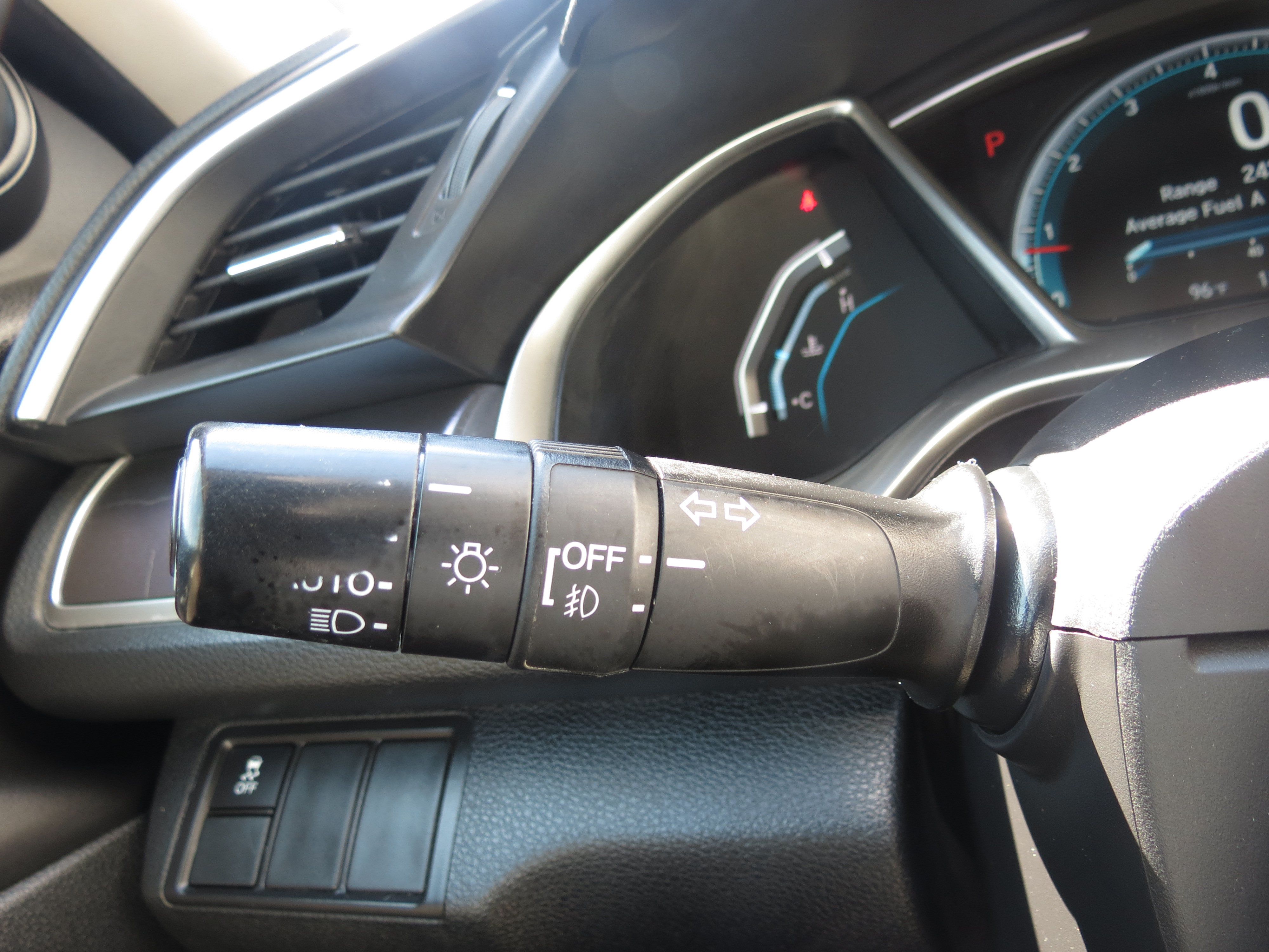 Used 2018 Honda Civic EX-T image 16