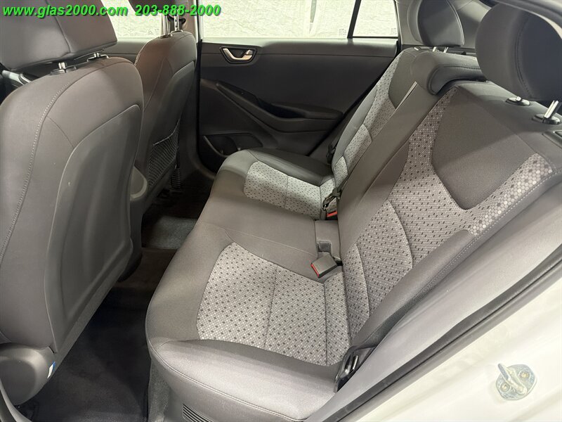 Used 2018 Hyundai Ioniq Blue FWD image 9