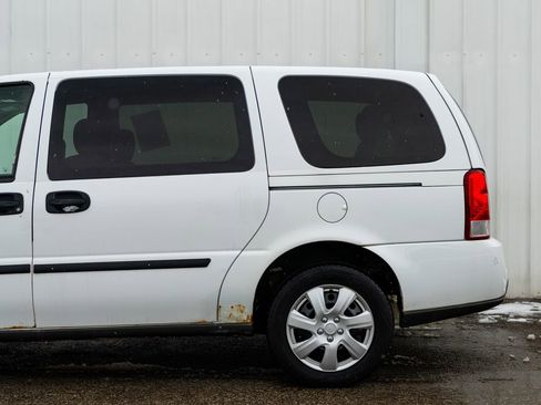 Used 2008 Chevrolet Uplander LS w/ Climate Package image 25