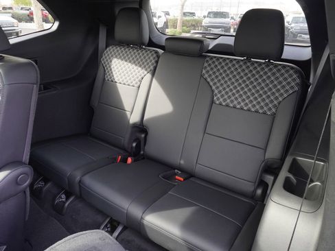 New 2025 GMC Acadia Denali w/ Super Cruise Package image 10