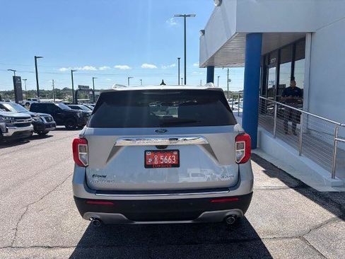 Certified 2024 Ford Explorer Limited w/ Equipment Group 301A AWD/4WD image 5