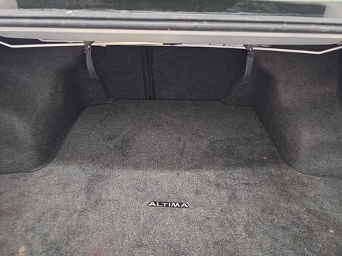 Used 2013 Nissan Altima 2.5 SV image 33