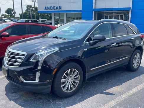 Used 2019 Cadillac XT5 Luxury FWD image 2