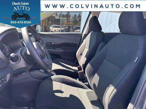 New 2025 Nissan Kicks Play S image 12