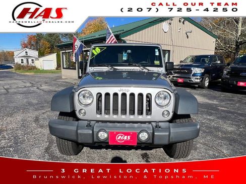 Used 2018 Jeep Wrangler Unlimited Sport S image 10