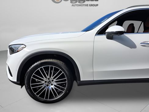 New 2026 Mercedes-Benz GLC 300 image 15