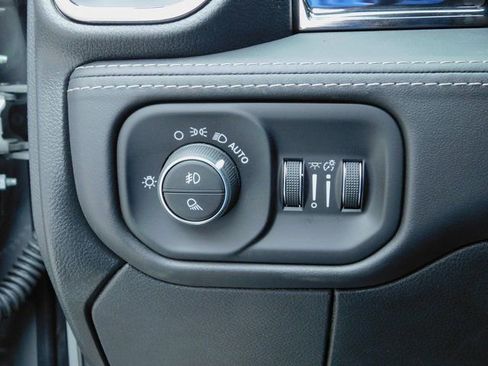 New 2026 RAM 2500 Limited AWD/4WD image 27