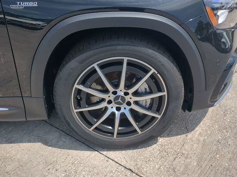 New 2024 Mercedes-Benz GLB 35 AMG 4MATIC image 24