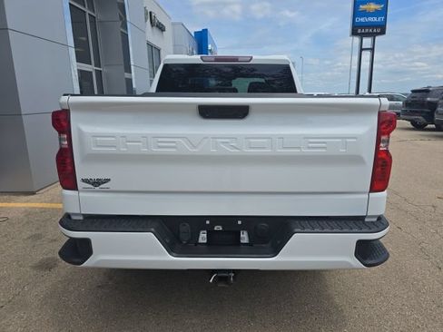 Used 2023 Chevrolet Silverado 1500 Custom RWD image 9