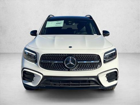 New 2026 Mercedes-Benz GLB 250 4MATIC image 6