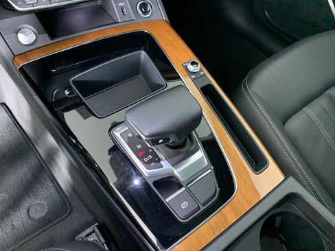 Used 2023 Audi Q5 2.0T Premium w/ Convenience Package image 25