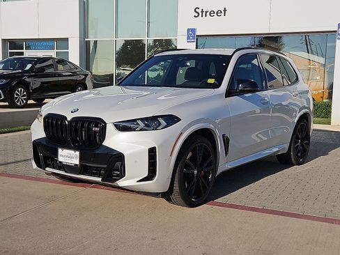 Used 2024 BMW X5 M60i AWD/4WD image 4
