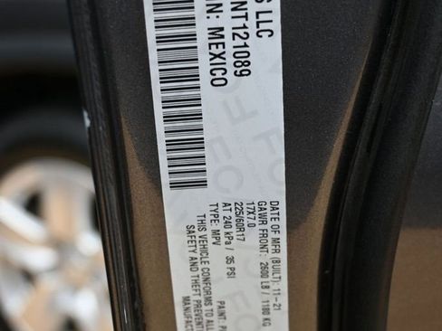 Used 2022 Jeep Compass Latitude image 41