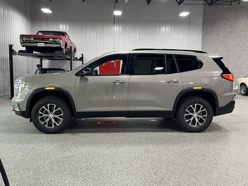 New 2026 GMC Acadia AT4 AWD/4WD image 2