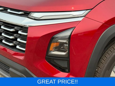 Used 2026 Chevrolet Equinox LT AWD/4WD image 16