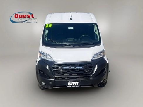 Used 2025 RAM ProMaster 2500 w/ Convenience Group FWD image 8