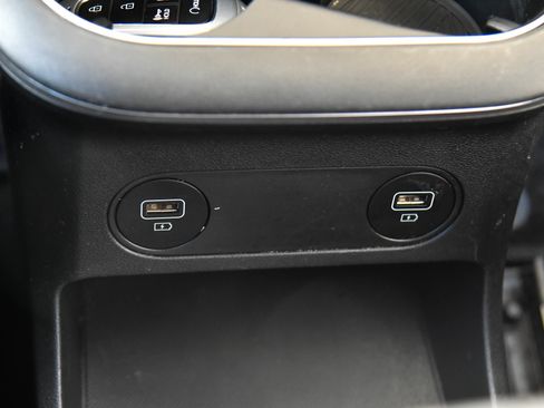 Used 2024 Hyundai Ioniq 5 SE RWD image 27