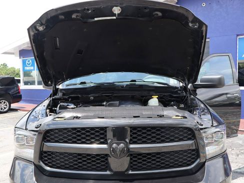 Used 2017 RAM 1500 Express AWD/4WD image 34