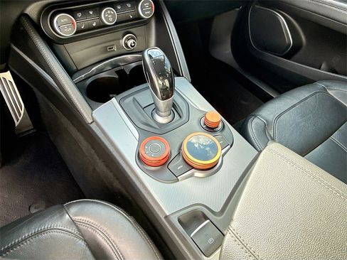 Used 2018 Alfa Romeo Stelvio Sport w/ Quick Order Package 22J Sport image 18