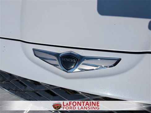 Used 2024 Genesis GV80 2.5T image 9