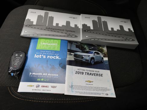 Used 2019 Chevrolet Traverse LT w/ LPO, Floor Liner Package image 53
