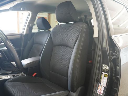 Used 2019 Subaru Outback 2.5i Premium AWD/4WD image 26
