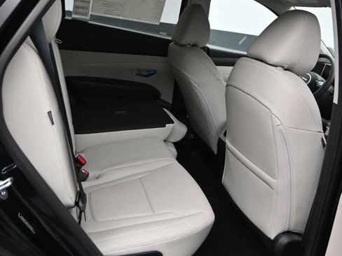 New 2026 Hyundai Tucson SEL Plus AWD/4WD image 12