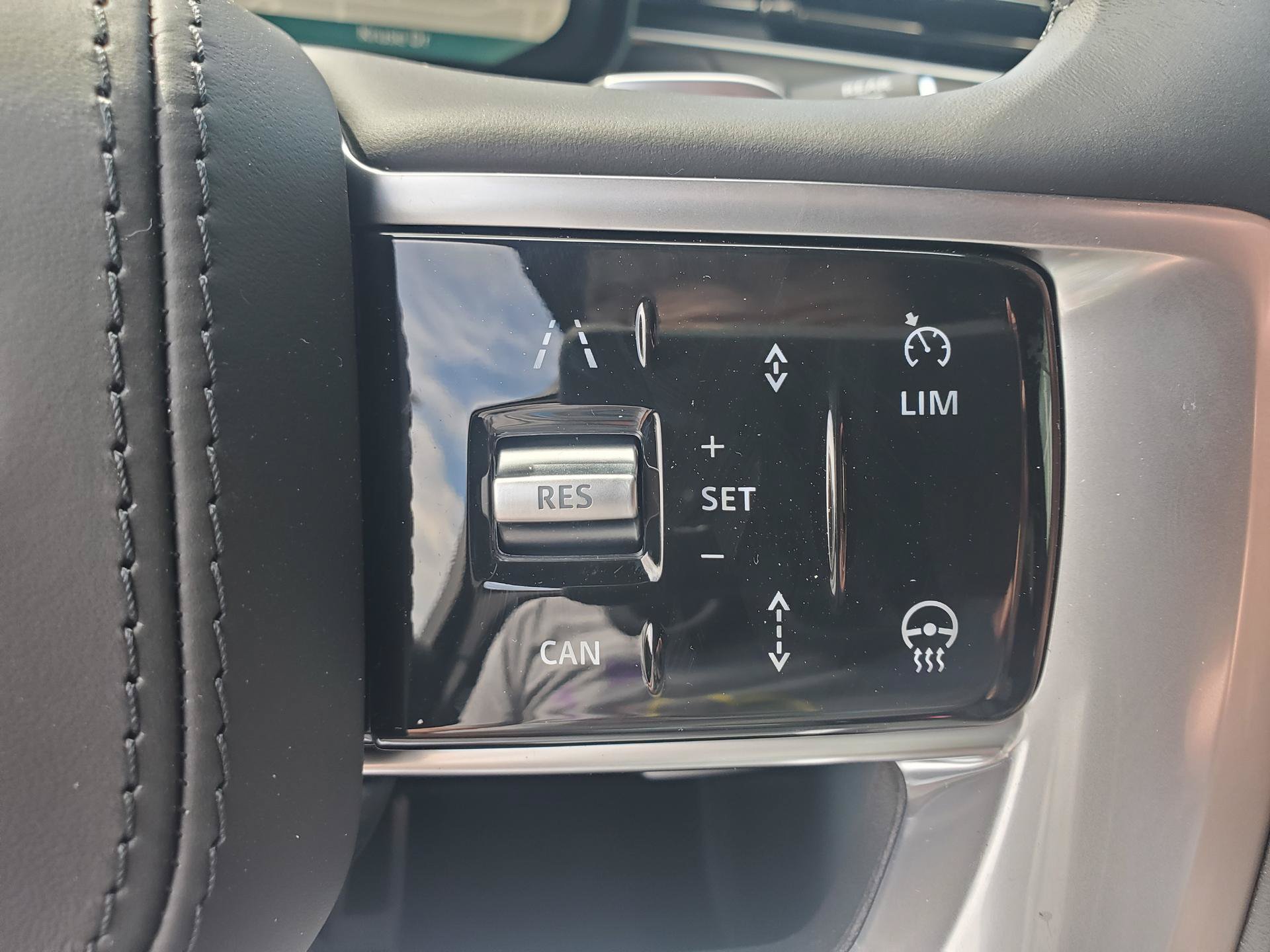 New 2027 Land Rover Range Rover SE AWD/4WD image 24