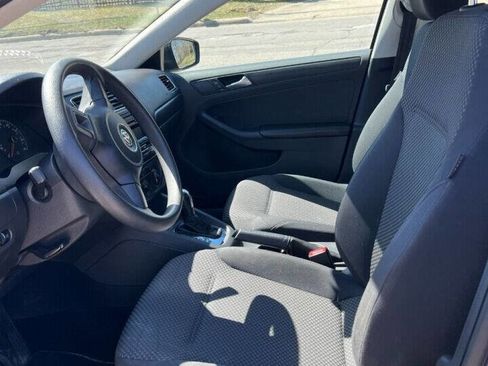 Used 2013 Volkswagen Jetta Sedan image 20