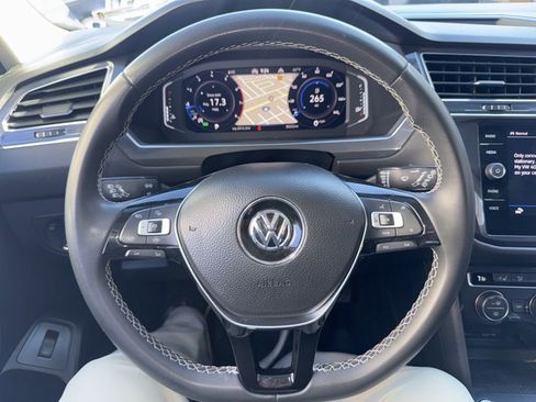Used 2021 Volkswagen Tiguan SEL image 15
