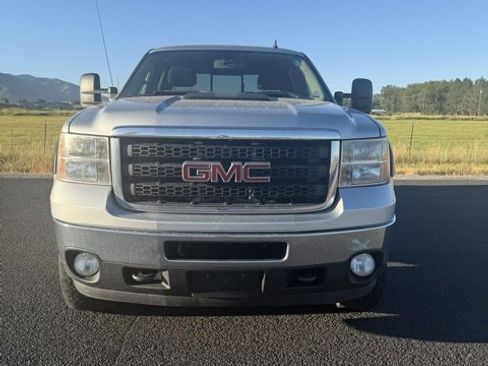 Used 2012 GMC Sierra 2500 SLE w/ SLE Preferred Package image 4