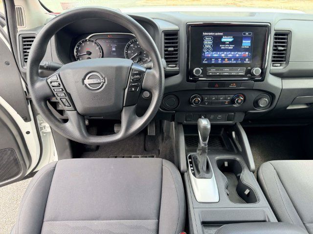 Used 2022 Nissan Frontier S w/ Technology Package RWD image 17