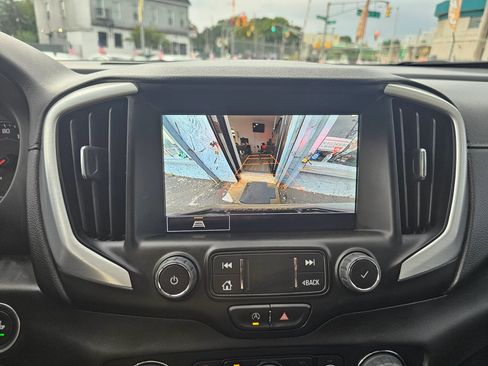 Used 2023 GMC Terrain SLT w/ Elevation Edition FWD image 25