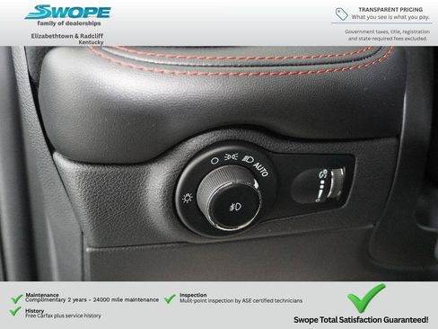 Used 2023 Dodge Durango R/T AWD/4WD image 16