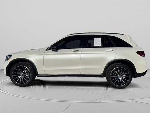 Certified 2022 Mercedes-Benz GLC 300 4MATIC image 2