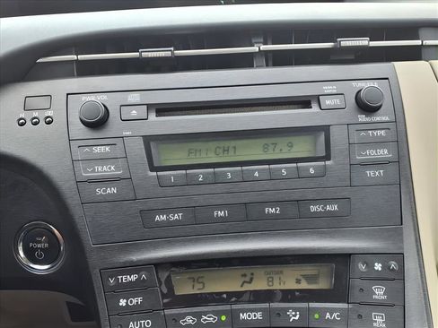 Used 2011 Toyota Prius Two image 15